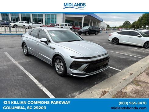 Used 2025 Hyundai Sonata SE FWD image 5