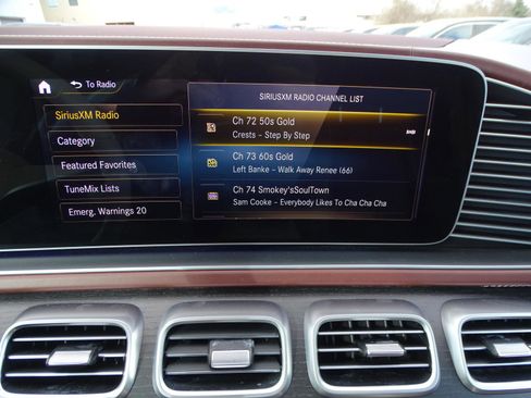 Used 2021 Mercedes-Benz Maybach GLS 600 4MATIC image 21