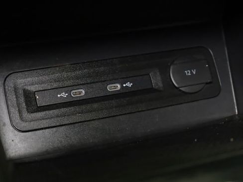 Used 2021 Volkswagen Atlas SE w/ Panoramic Sunroof Package image 23