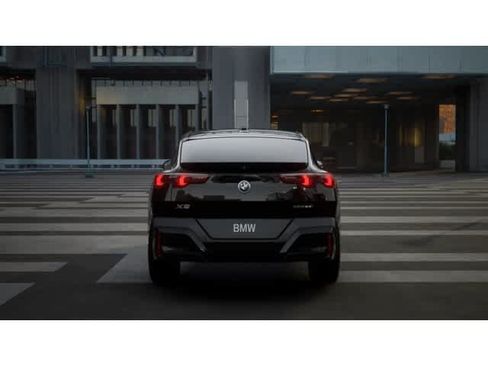 New 2026 BMW X2 xDrive28i w/ Convenience Package AWD/4WD image 5