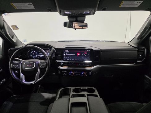 Used 2022 GMC Sierra 1500 Elevation w/ Max Trailering Package image 2