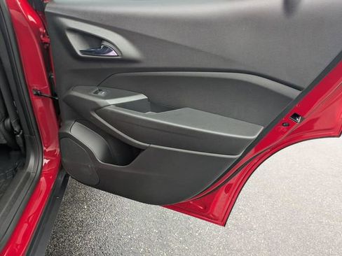 New 2026 Chevrolet Trax RS w/ Sunroof Package image 30