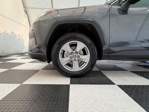Used 2025 Toyota RAV4 XLE FWD image 10