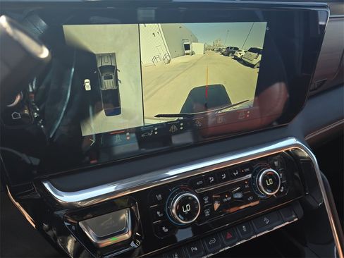 Used 2024 GMC Sierra 2500 Denali Ultimate w/ Max Trailering Package image 23