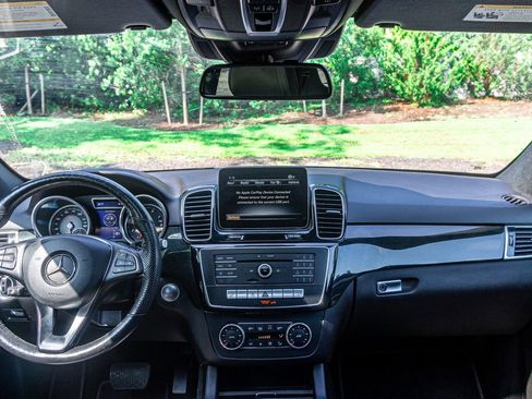 Used 2018 Mercedes-Benz GLE 350 4MATIC w/ Premium 1 Package image 18