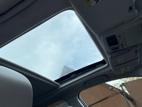 Used 2017 Subaru Forester 2.5i Limited w/ Popular Package #2 image 16