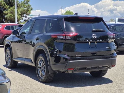 Certified 2025 Nissan Rogue S AWD/4WD image 4