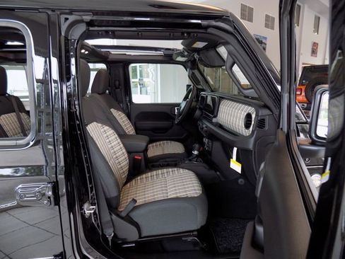 New 2026 Jeep Wrangler Unlimited Sport AWD/4WD image 23