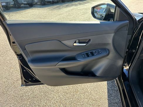 Used 2026 Nissan Sentra SV w/ Floor Mat Package image 10