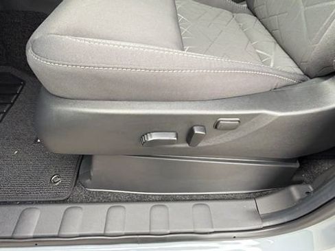 New 2026 Nissan Frontier SV w/ SV Convenience Package image 21