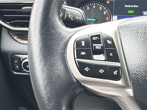 Certified 2023 Ford Explorer Limited w/ Hybrid Equipment Group 310A image 17