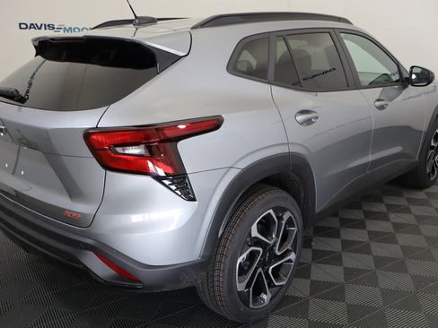 New 2026 Chevrolet Trax RS w/ Driver Confidence Package image 6