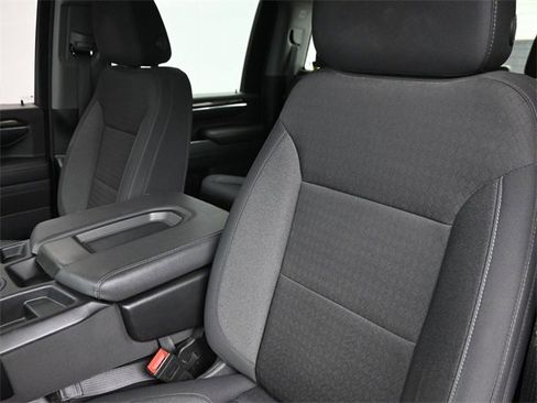 Used 2024 Chevrolet Silverado 2500 LT w/ Convenience Package image 18