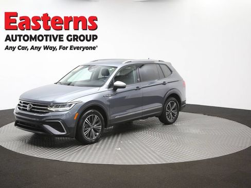 Used 2024 Volkswagen Tiguan Wolfsburg Edition FWD image 53