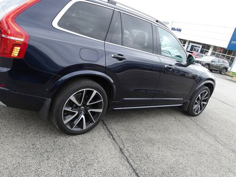 Used 2019 Volvo XC90 T6 Momentum w/ Advanced Package image 8