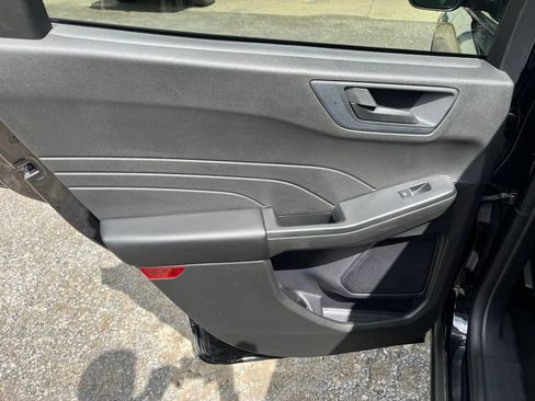 Used 2024 Ford Escape Active image 31