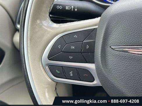 Used 2019 Chrysler Pacifica Limited image 24