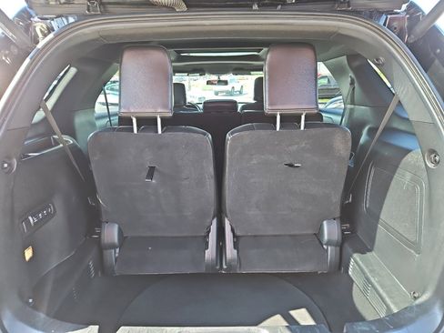 Used 2018 Ford Explorer Limited AWD/4WD image 18