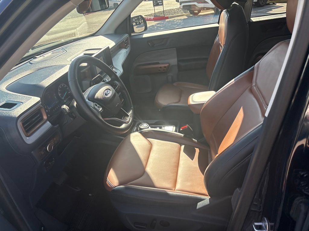 Used 2022 Ford Maverick Lariat w/ Lariat Luxury Package AWD/4WD image 16