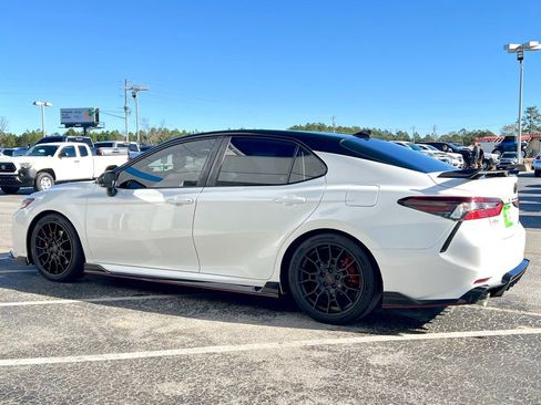 Used 2022 Toyota Camry XSE image 8