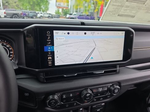 New 2026 Jeep Wrangler Unlimited Sahara AWD/4WD image 18