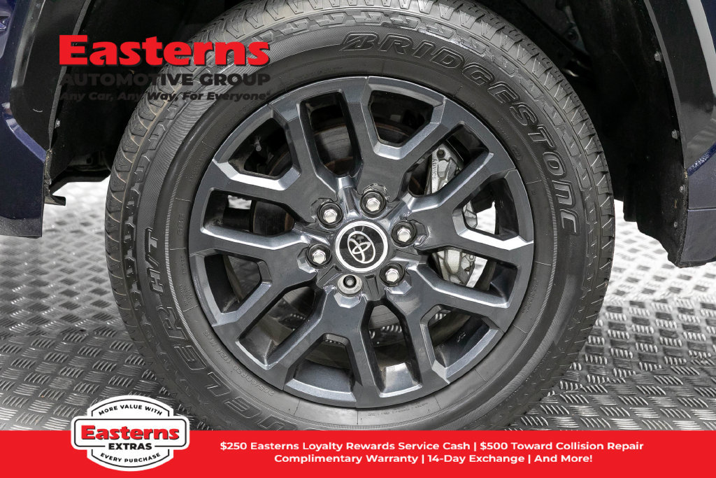 Used 2023 Toyota Tundra Platinum AWD/4WD image 36