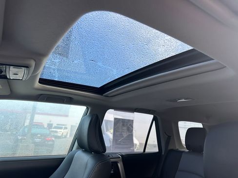 Used 2022 Toyota 4Runner SR5 Premium w/ Moonroof Package image 22