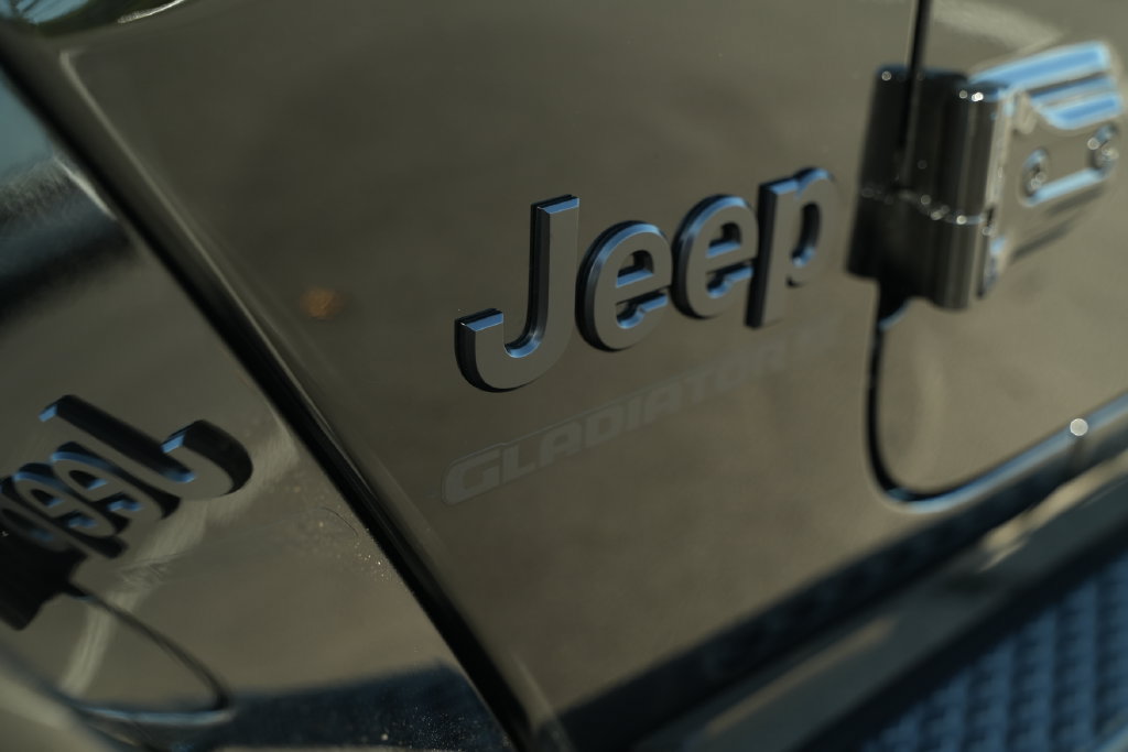 New 2026 Jeep Gladiator Sport AWD/4WD image 40