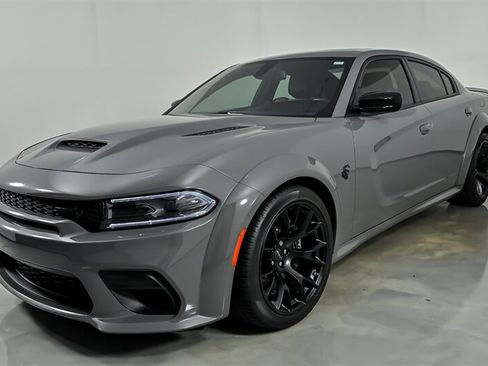 Used 2023 Dodge Charger SRT Hellcat RWD image 5