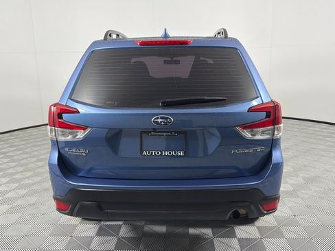 Used 2023 Subaru Forester AWD/4WD image 6
