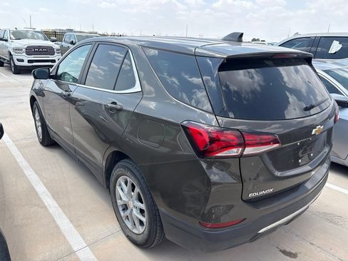 Used 2023 Chevrolet Equinox LT FWD image 3