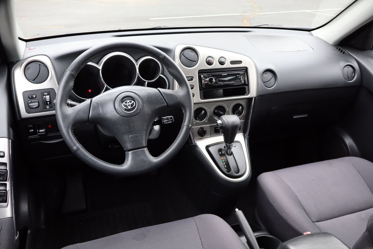 Used 2003 Toyota Matrix XR FWD image 15