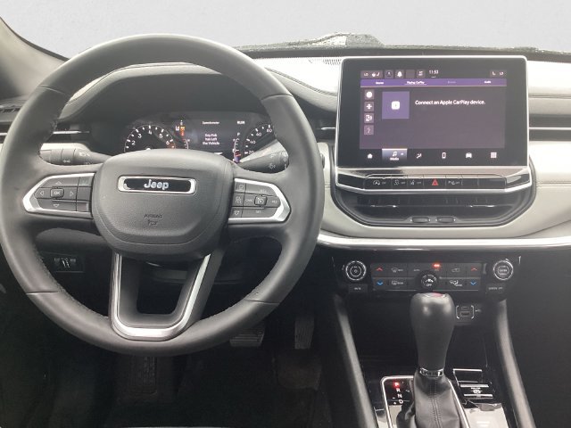 Certified 2023 Jeep Compass Limited AWD/4WD image 9