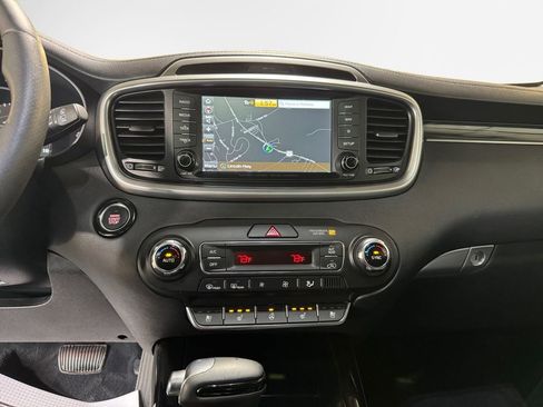 Used 2019 Kia Sorento SX w/ SX Touring Package AWD/4WD image 22