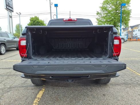 Used 2023 GMC Canyon Denali AWD/4WD image 9