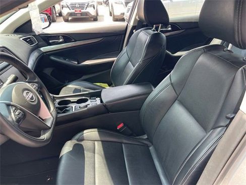 Used 2023 Nissan Maxima SV w/ Floor Mat Group image 10