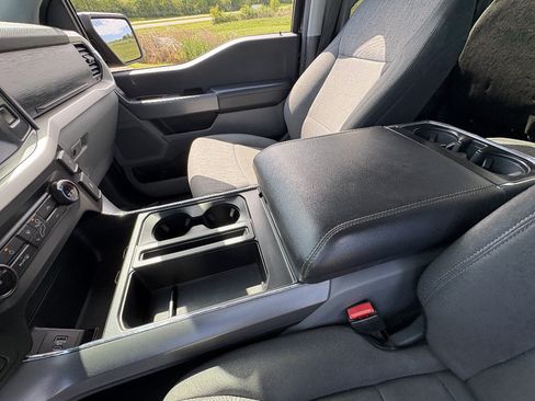 Used 2021 Ford F150 XLT AWD/4WD image 34