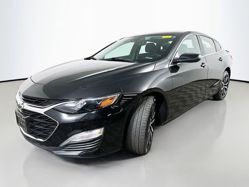 Used 2024 Chevrolet Malibu RS FWD image 3