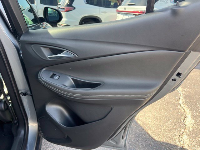 Used 2024 Buick Encore GX Preferred AWD/4WD image 12
