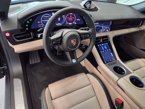 New 2026 Porsche Taycan 4S AWD/4WD image 4