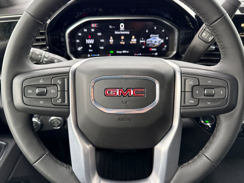 New 2026 GMC Sierra 1500 Elevation image 24