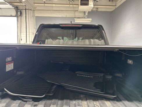 Used 2023 Honda Ridgeline Black Edition image 18