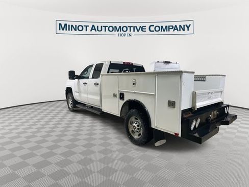 Used 2019 Chevrolet Silverado 2500 W/T w/ WT Convenience Package image 6