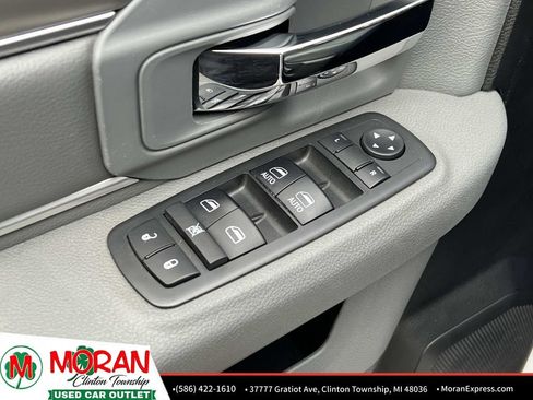 Used 2018 RAM 1500 Classic SLT image 15