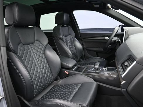 Used 2020 Audi SQ5 Premium Plus w/ Premium Plus Package AWD/4WD image 25
