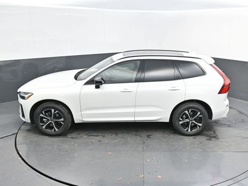 New 2026 Volvo XC60 B5 Core AWD/4WD image 24