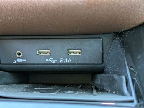 Used 2022 Subaru Outback Touring XT image 22