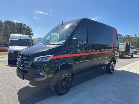 New 2026 Mercedes-Benz Sprinter 2500 image 3