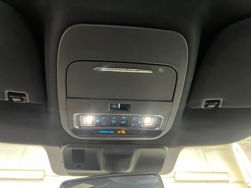 Used 2023 Ford F150 Lightning Platinum AWD/4WD image 22