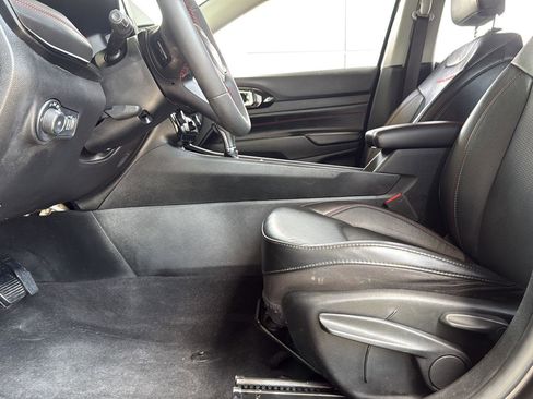 Used 2022 Jeep Compass Trailhawk image 16